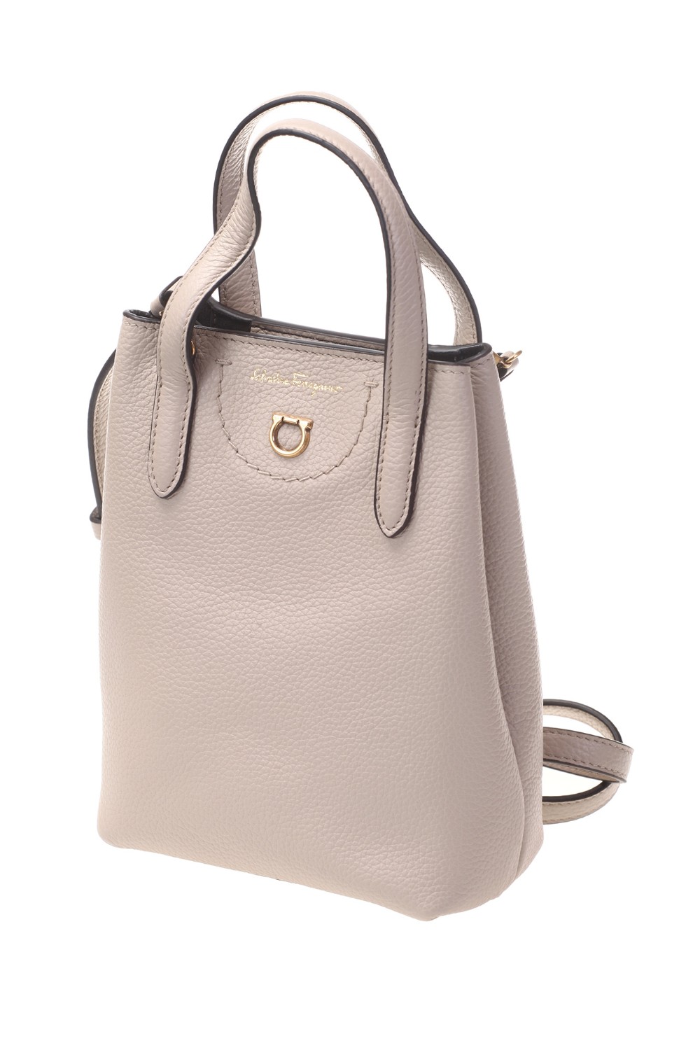 shop SALVATORE FERRAGAMO  Borsina: Salvatore Ferragamo "Borsa Minibag Gancini" in pelle di vitello bottalato.
Pellame soffice e ricco al tatto.
Sfoderata.
Comparti interno unico.
Tracolla regolabile e removibile per indossarla a spalla o cross body.
Dimensioni: Altezza 19 cm, Lunghezza 14 cm, Profondità 7 cm.
Composizione: 100% pelle di vitello.
Fabbricato in Italia.. 212964 TRAVEL-003758948 number 3929505